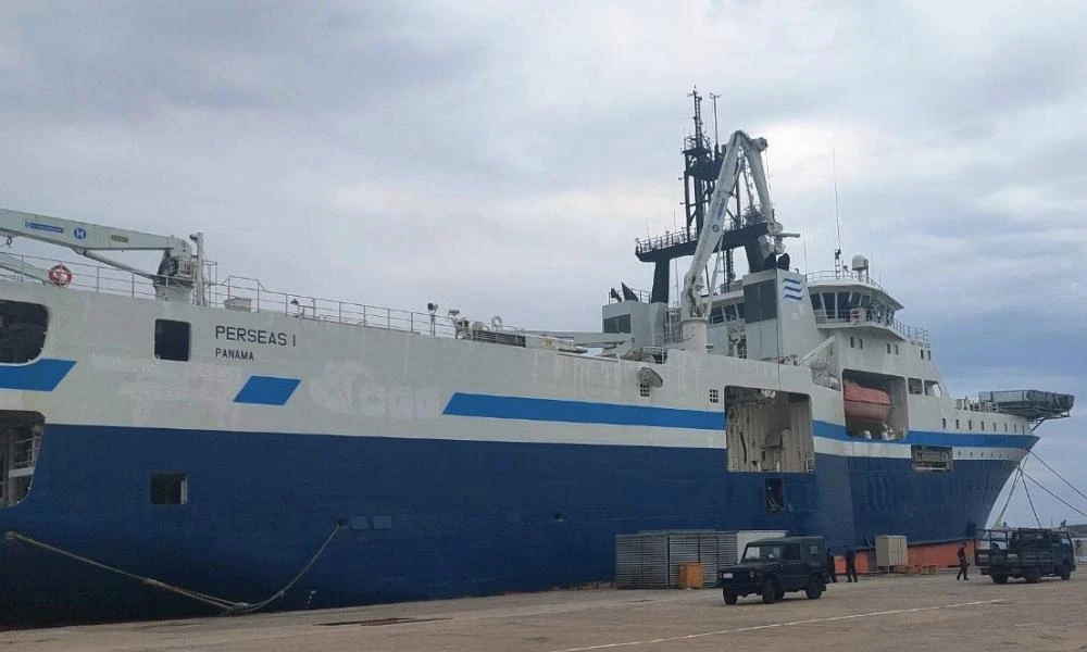 «PERSEAS I»: Στον Ναύσταθμο Σαλαμίνας κατέπλευσε το Πλοίο Γενικής Υποστήριξης